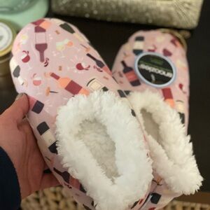 snoozies slippers